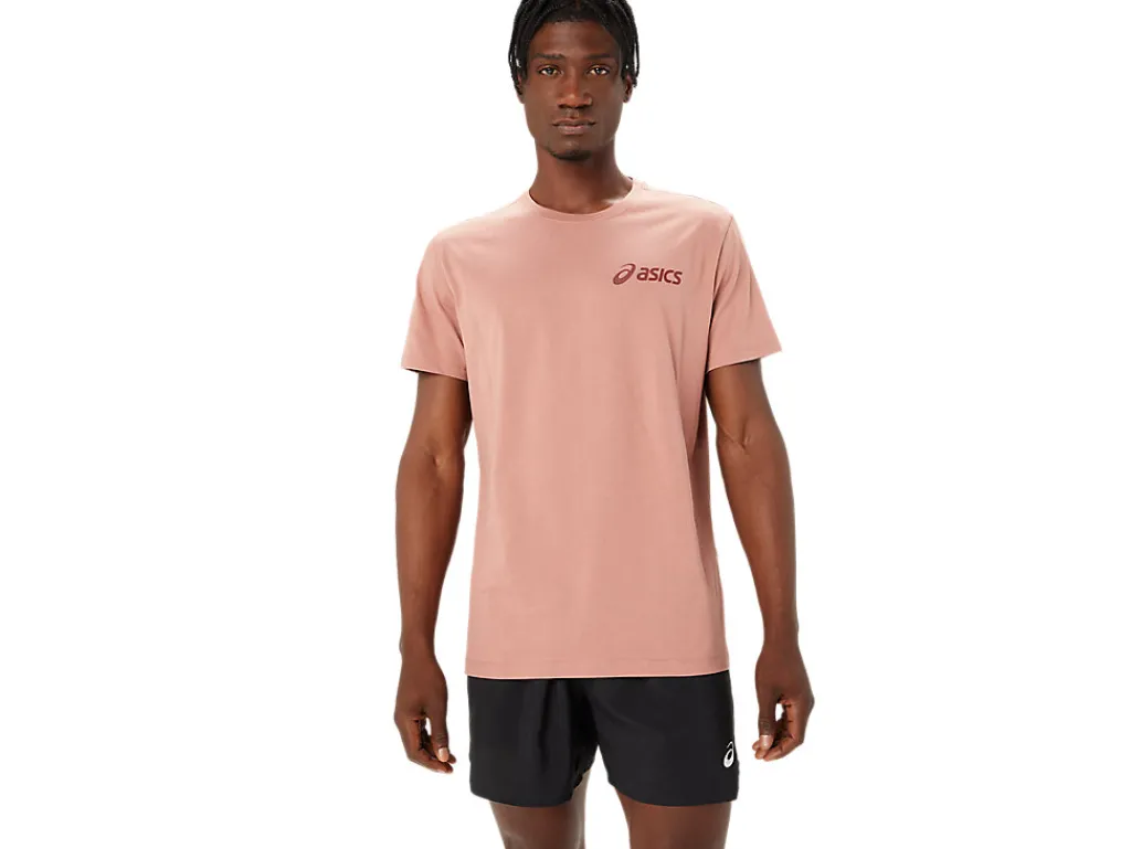 asics_chest_logo_ss_tee_0-2.webp ASICS Shirts met korte mouwen | Bovenkleding> CHEST LOGO SS TEE Umeboshi/Antique Red