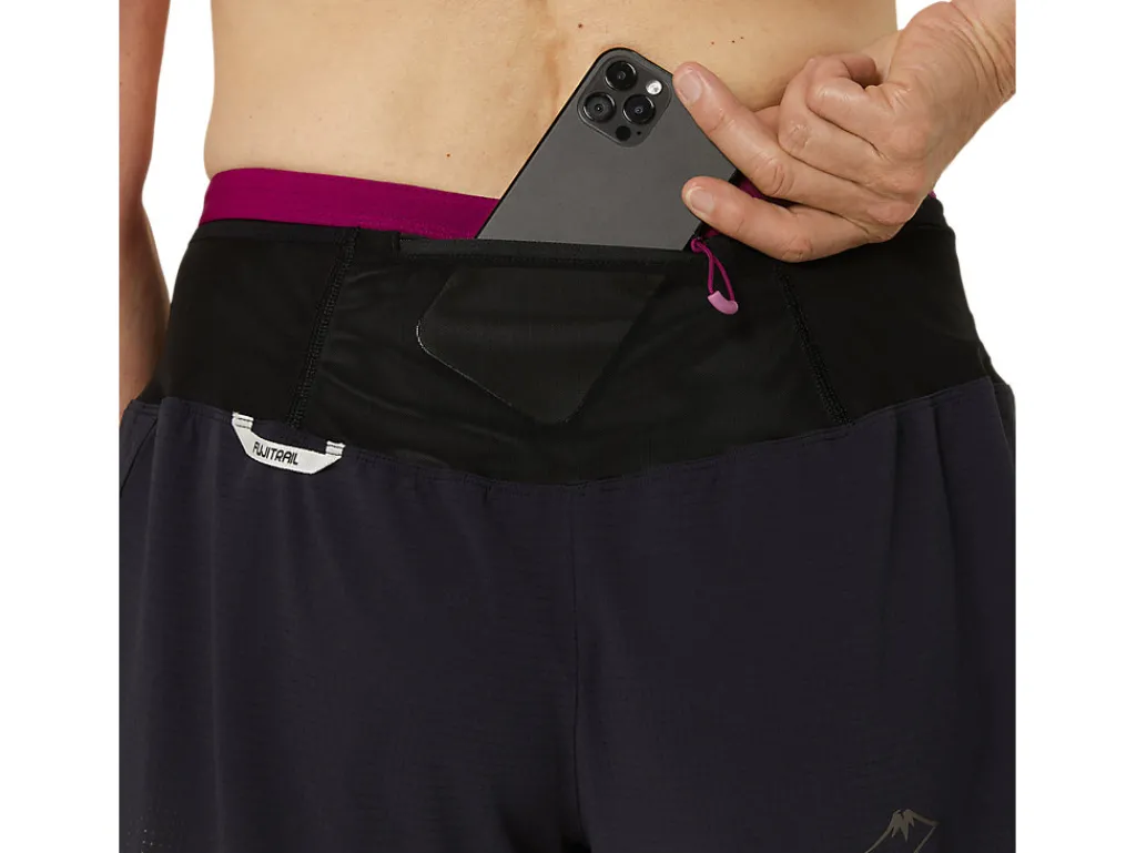 fujitrail_n_short_3.webp ASICS Kleding | Trail running>FUJITRAIL 2-N-1 SHORT Performance Black/Blackberry