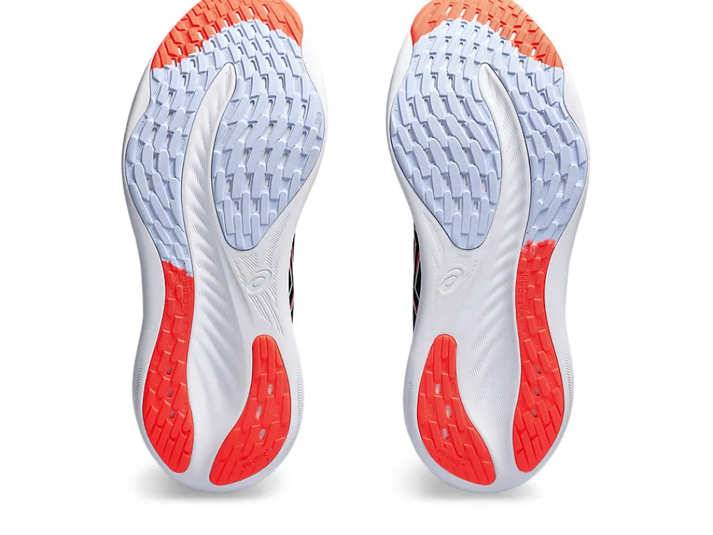 gelnimbus__6-20.webp ASICS GEL-NIMBUS™ | Hardloopschoenen>GEL-NIMBUS 26 Black/True Red