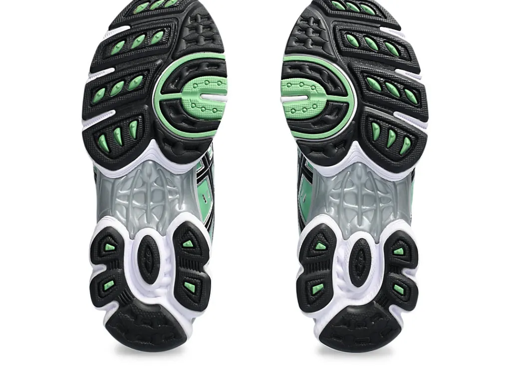 gelnimbus__6-30.webp ASICS Sportstyle | GEL-NIMBUS 9>GEL-NIMBUS 9 White/Bamboo