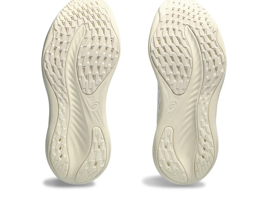gelnimbus__6-8.webp ASICS GEL-NIMBUS™>GEL-NIMBUS 26 White/White