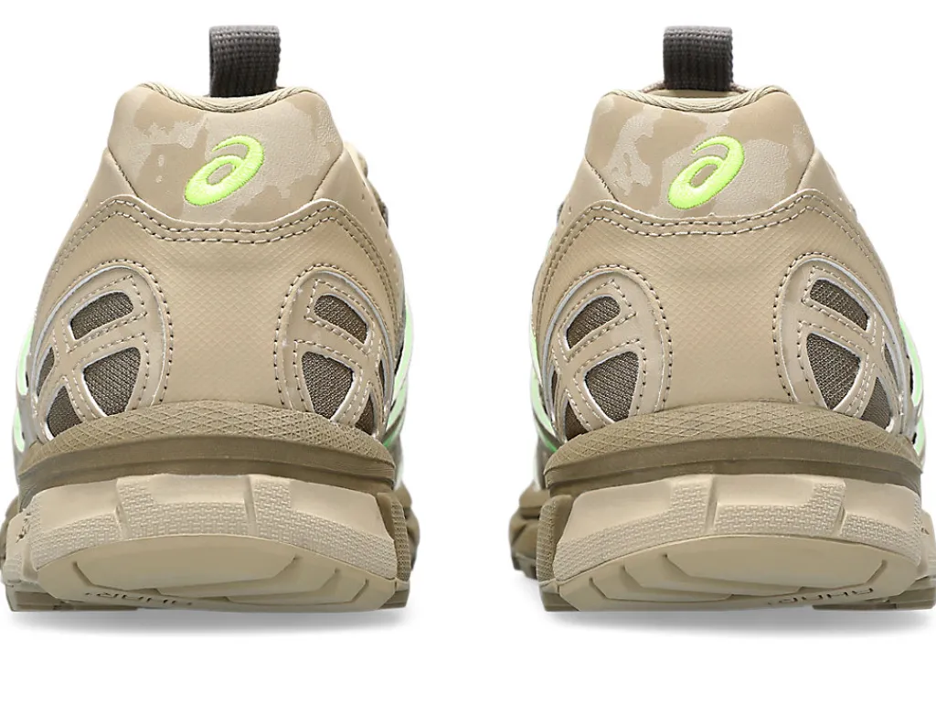 gelsonoma__4-3.webp ASICS Urban Trail | GEL-SONOMA 15-50>GEL-SONOMA 15-50 Pepper/Illuminate Green