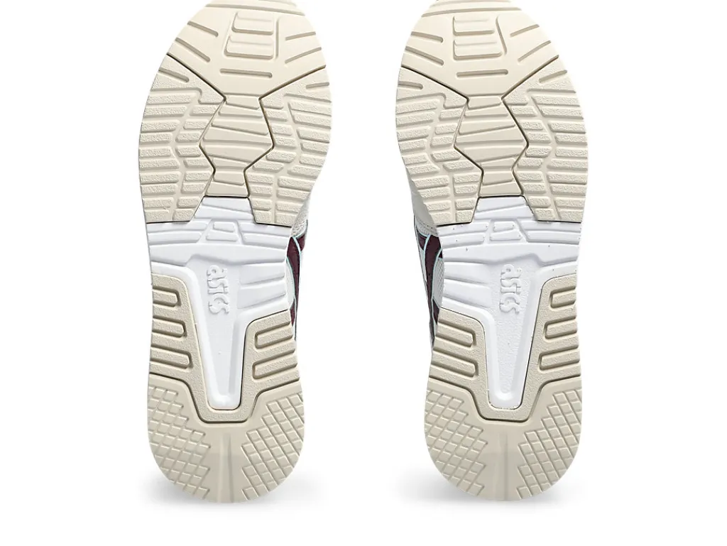lyte_classic_6-3.webp ASICS Heritage | Collectie>LYTE CLASSIC Cream/Port Royal