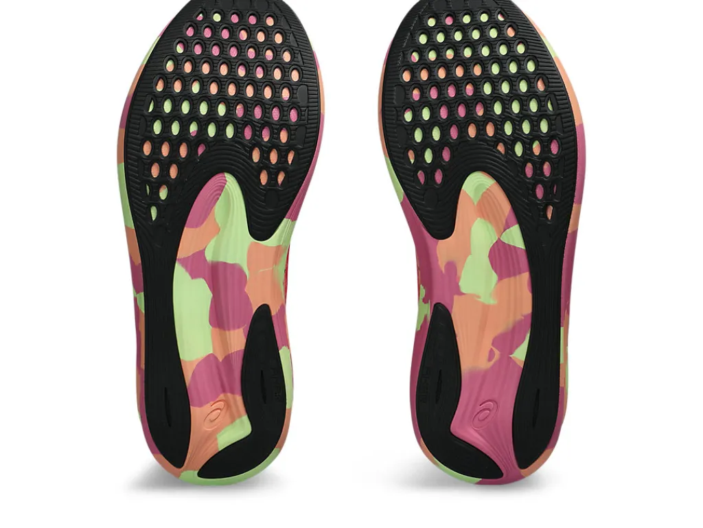 noosa_tri__6-8.webp ASICS NOOSA TRI™ | Run faster>NOOSA TRI 15 Summer Dune/Lime Green