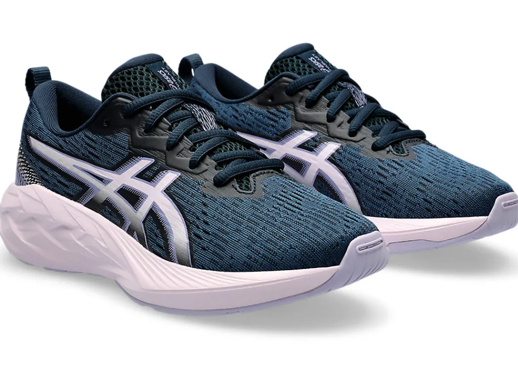 novablast__gs_1-1.webp ASICS NOVABLAST™ | Run faster>NOVABLAST 4 GS French Blue/Cosmos