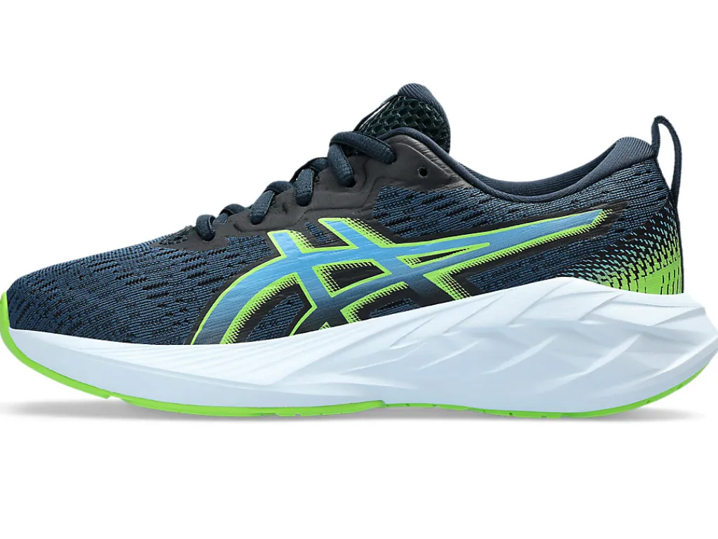novablast__gs_7.webp ASICS NOVABLAST™ | Run faster>NOVABLAST 4 GS French Blue/Waterscape