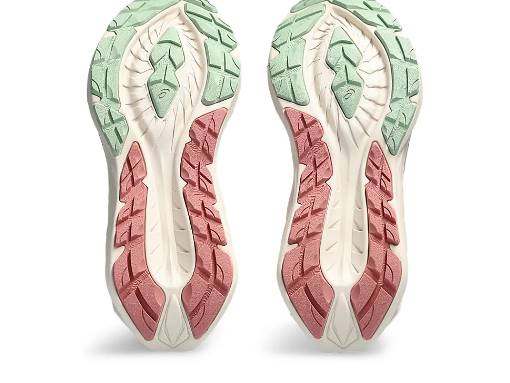 novablast__tr_6-1.webp ASICS NOVABLAST™ | Run faster>NOVABLAST 4 TR Nature Bathing/Rose Rouge