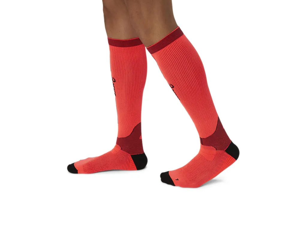 performance_run_compressi_6.webp ASICS Hardlopen | Sokken>PERFORMANCE RUN COMPRESSION SOCK Sunrise Red